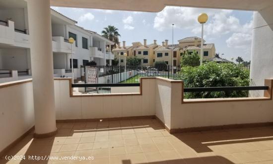 PRECIOSO APARTAMENTO EN CAMPO DE GOLF EN CAMPOAMOR, ORIHUELA COSTA - ALICANTE