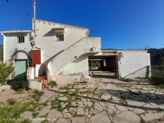  Casa con terreno en La Selva del Camp - TARRAGONA 