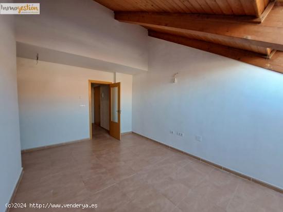 Piso en venta en La Seca, Valladolid - VALLADOLID