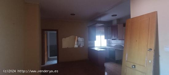 OPORTUNIDAD, SE VENDE PISO EN SAN ANTON. - MURCIA