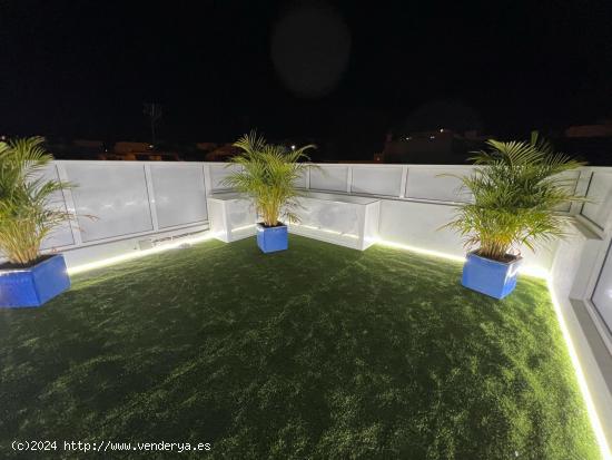 Casa a estrenar (tipo triplex) en venta en San Fernando, Gran Canaria. - LAS PALMAS