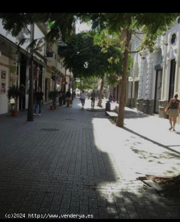 Se vende  bonita vivienda en una emblemática calle del centro de Arrecife - LAS PALMAS