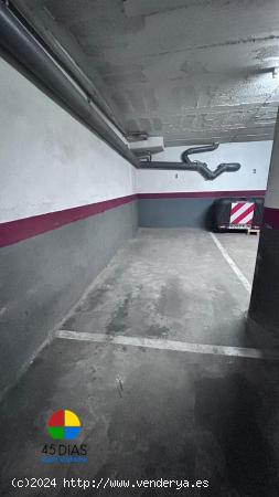 Plaza de parking situada en Cerdanyola de Valles. - BARCELONA