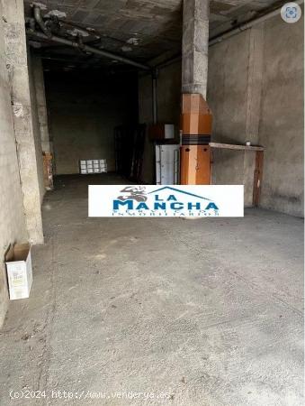 REF: C218 INMOBILIARIA LA MANCHA VENDE LOCAL COMERCIAL ZONA INDUSTRIA - ALBACETE