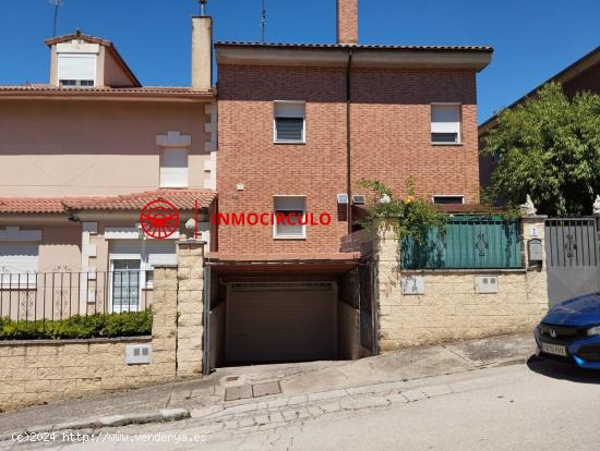 Se Vende en San Mames de Burgos - BURGOS