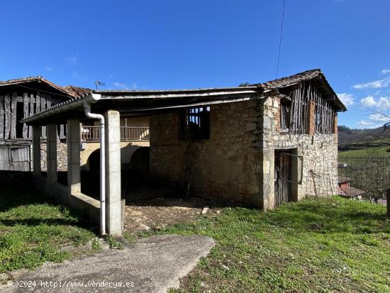 VENTA DE CASA, CUADRA Y FINCA EDIFICABLE - ASTURIAS