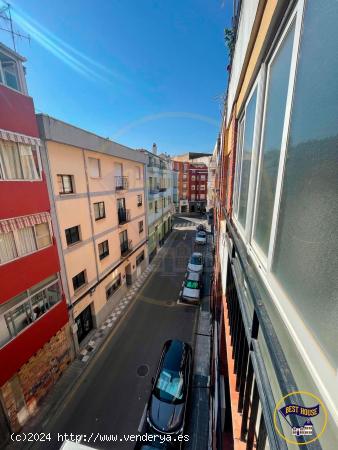 PISO EN VENTA EN CENTRO - CUENCA