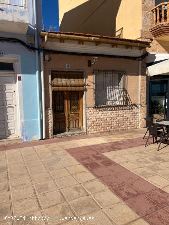  VIVIENDA PARA EDIFICAR EN  PRIMERA LINEA DE PLAYA EL CAMPELLO - ALICANTE 