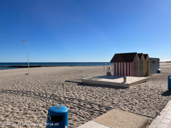 VIVIENDA PARA EDIFICAR EN  PRIMERA LINEA DE PLAYA EL CAMPELLO - ALICANTE