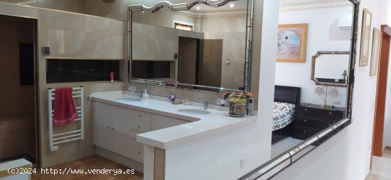 Casa-Chalet en Venta en Picassent Valencia