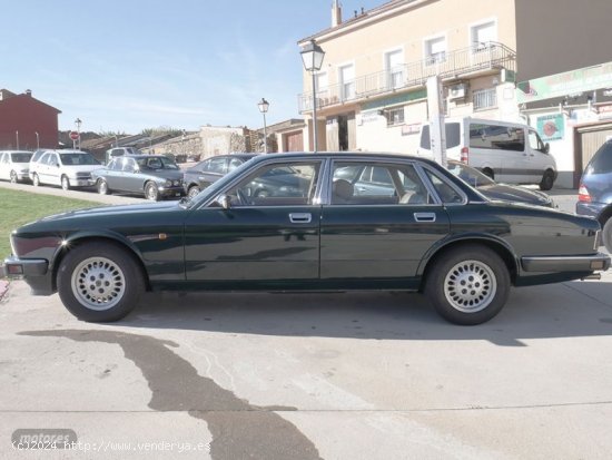 Jaguar Sovering XJ6 3.2 de 1991 con 184.362 Km por 7.200 EUR. en Madrid