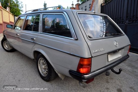 Mercedes Clase E w 123 240d kombi de 1983 con 167.000 Km por 14.700 EUR. en Granada