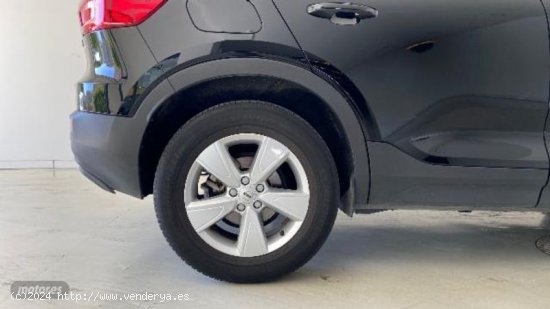 Volvo XC40 1.5 T2 MOMENTUM 129 5P de 2021 con 53.940 Km por 26.500 EUR. en Cadiz