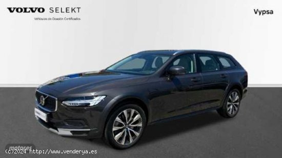 Volvo V 90 2.0 B4 D PLUS BRIGHT 4WD AUTO 197 5P de 2023 con 27.417 Km por 55.900 EUR. en Malaga