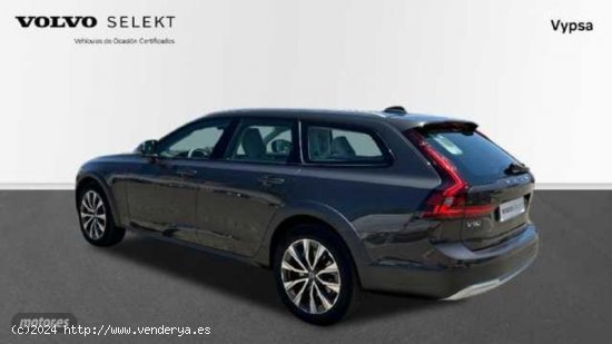 Volvo V 90 2.0 B4 D PLUS BRIGHT 4WD AUTO 197 5P de 2023 con 27.417 Km por 55.900 EUR. en Malaga