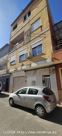  SE VENDE PISO CENTRICO EN CEUTI - MURCIA 