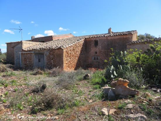 Finca rústica con edificaciones en venta Vallgornera Llucmajor - BALEARES