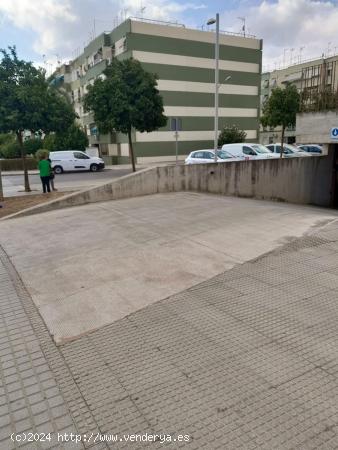 PLAZA DE GARAJE EN PARQUE FIGUEROA ( CORDOBA ) - CORDOBA