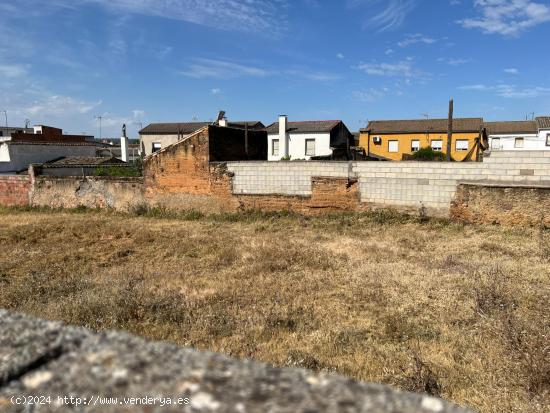 SOLARES PARA CONSTRUIR DESDE 105M2 EN ADAMUZ - CORDOBA