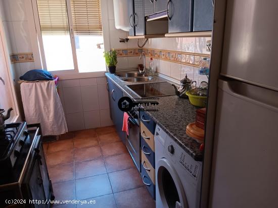 INMOBILIARIA TEJARES VENDE PISO ZONA FRANCISCANOS - ALBACETE