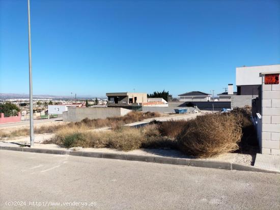 TERRENO URBANO EN ZONA JABONEROS - ALICANTE