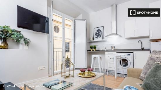 Elegante apartamento de 1 dormitorio en alquiler en Soho, Málaga - MALAGA