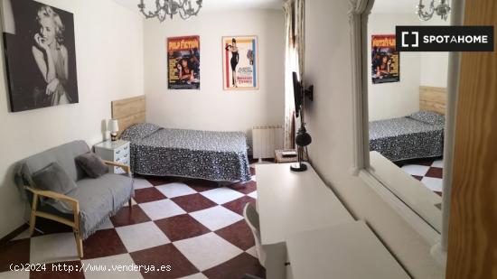 Habitación en piso compartido en Córdoba - CORDOBA