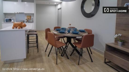 Alquiler de habitaciones en Coliving de 6 dormitorios en Sevilla - SEVILLA