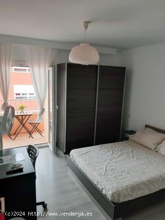 Habitación en piso compartido en Palma - BALEARES