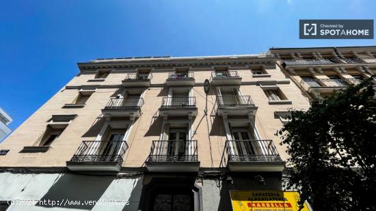 Apartamento de 2 dormitorios en Cuatro Caminos - MADRID