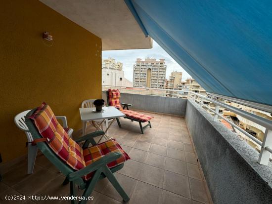 APARTAMENTO ESQUINERO CON VISTAS AL MAR Y PISCINA - VALENCIA