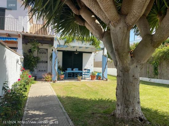 CHALET  EN LA JARA PARA ALQUILER DE VERANO. - CADIZ