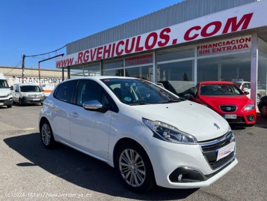  PEUGEOT 208 en venta en Puertollano (Ciudad Real) - Puertollano 