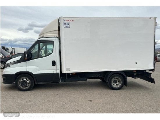 Iveco Daily 35C16 CAJA FRIGORIFICO. de 2021 con 269.000 Km por 30.000 EUR. en Murcia