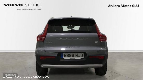 Volvo XC40 Recharge Core, T4 plug-in hybrid,Electrico/Gasolina, Bright de 2023 con 27.361 Km por 44.