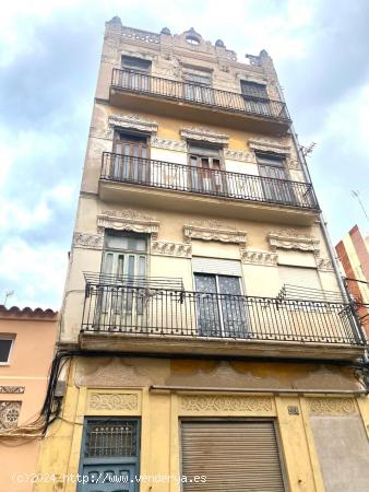  Casa en el Cabañal de tres plantas para inversion - VALENCIA 