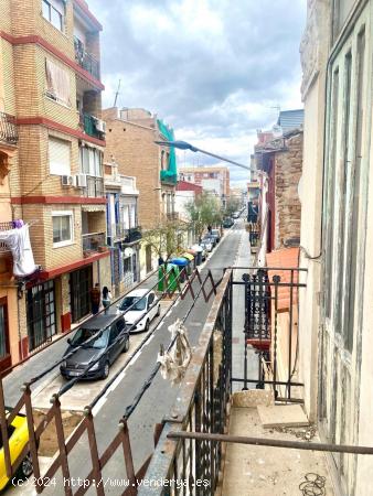 Casa en el Cabañal de tres plantas para inversion - VALENCIA