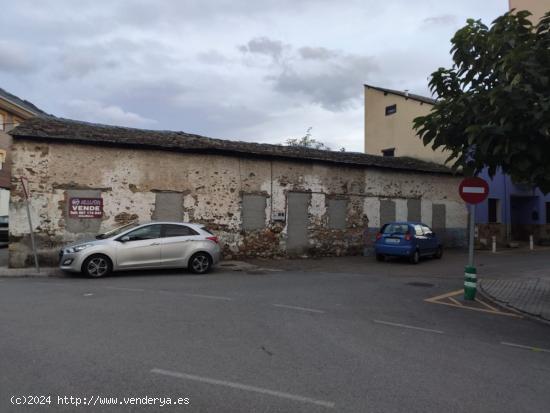 Venta de terreno urbano en Cacabelos - LEON