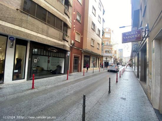  LOCAL EN ALQUILER CASCO ANTIGUO - BADAJOZ 