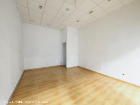 SE VENDE LOCAL COMERCIAL EN MANRESA, ZONA CENTRO - BARCELONA