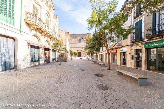 Local comercial en el centro de Porreres - BALEARES