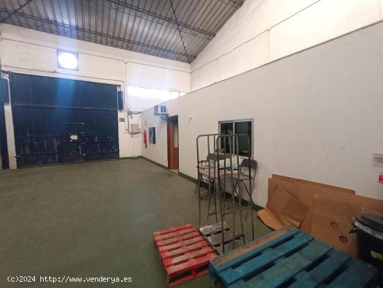 NAVE INDUSTRIAL EN VENTA EN ZONA NORTE - CADIZ