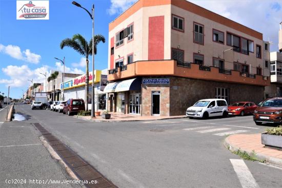  ¡¡OPORTUNIDAD!! Se vende local comercial haciendo esquina en la carretera general del Cruce de Ari 