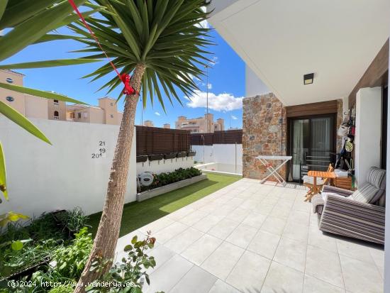 VILLA DE LUJO EN CABO ROIG! OBRA NUEVA! 3 DORMITORIOS. 2 BAÑOS. PISCINA PRIVADA! - ALICANTE