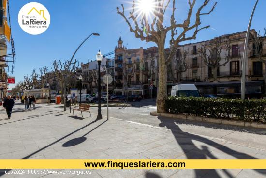 LOCAL COMERCIAL EN LAS GALERIAS DEL CENTRO - BARCELONA