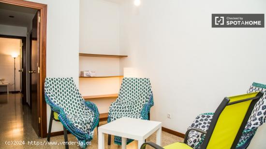 Vivienda con calefacción en piso compartido, Gracia. - BARCELONA