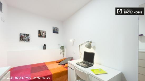 Habitación en piso compartido en L'Hospitalet de Llobregat. - BARCELONA