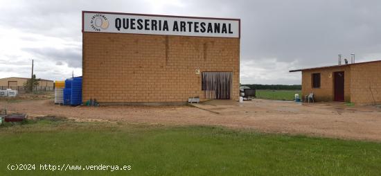 Se Vende en San Cristobal de Entreviñas - ZAMORA