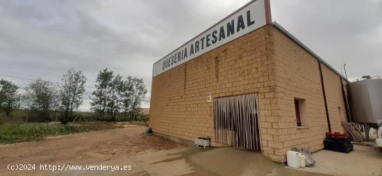 Se Vende en San Cristobal de Entreviñas - ZAMORA