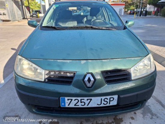 Renault Megane Confort Authentique 1.5DCI100 de 2004 con 246.100 Km por 1.200 EUR. en Malaga